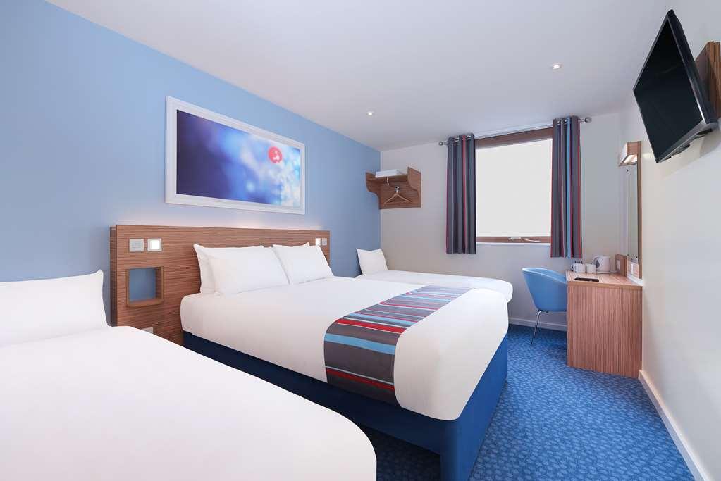 Travelodge London Park Royal Oda fotoğraf
