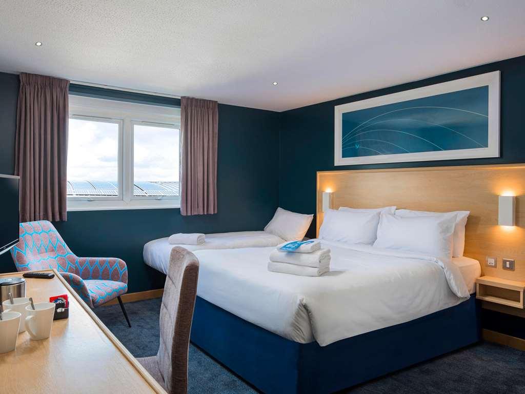 Travelodge London Park Royal Oda fotoğraf